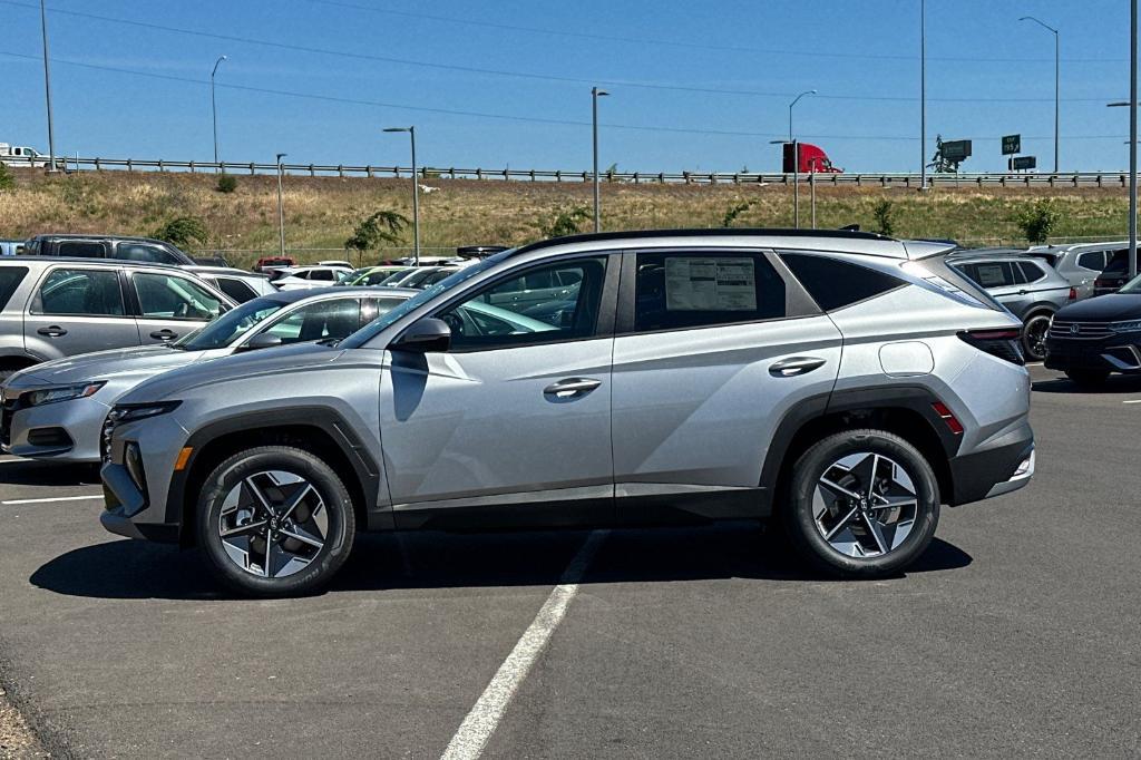 new 2025 Hyundai TUCSON Hybrid car, priced at $36,665