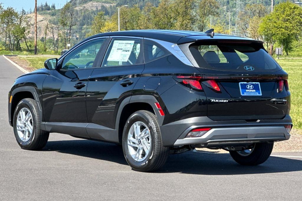 new 2025 Hyundai Tucson car, priced at $30,525
