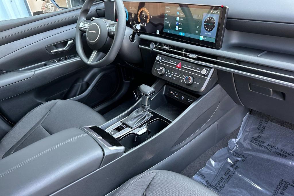 new 2025 Hyundai Tucson car, priced at $30,040