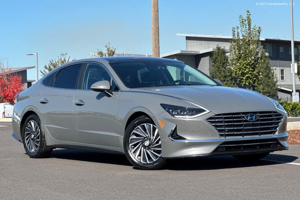 used 2020 Hyundai Sonata Hybrid car, priced at $17,677