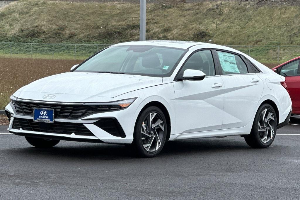 new 2025 Hyundai Elantra car, priced at $27,675