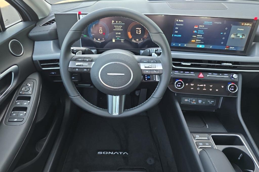 new 2025 Hyundai Sonata Hybrid car, priced at $32,240
