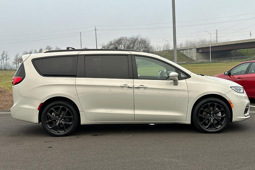 used 2021 Chrysler Pacifica car, priced at $21,977