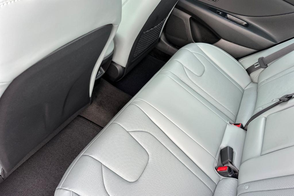 new 2025 Hyundai ELANTRA HEV car, priced at $29,435