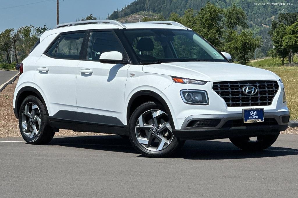 used 2022 Hyundai Venue car, priced at $17,995