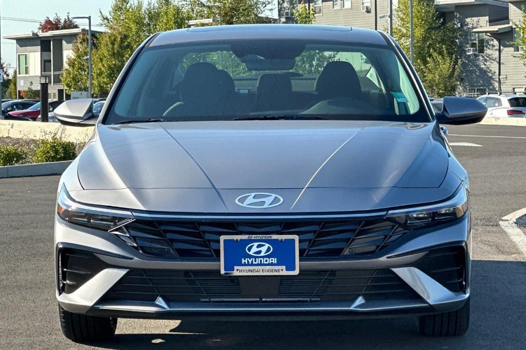 new 2025 Hyundai Elantra car, priced at $26,280