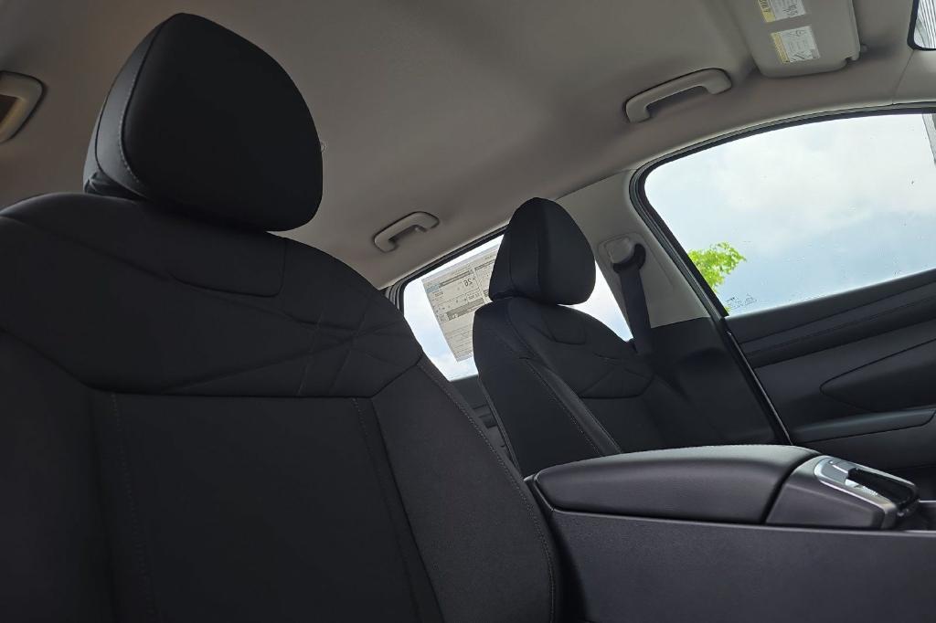 new 2025 Hyundai Tucson car, priced at $30,570