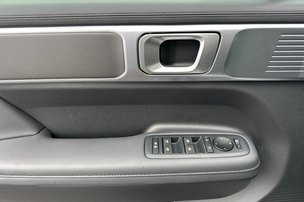 new 2025 Hyundai SANTA FE HEV car