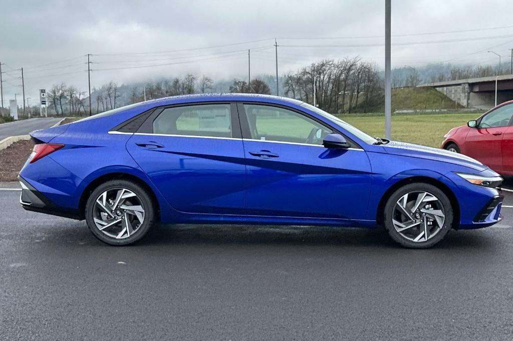 new 2025 Hyundai Elantra car, priced at $26,255