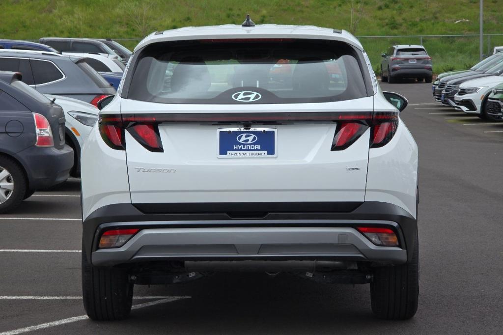 new 2025 Hyundai Tucson car, priced at $30,305