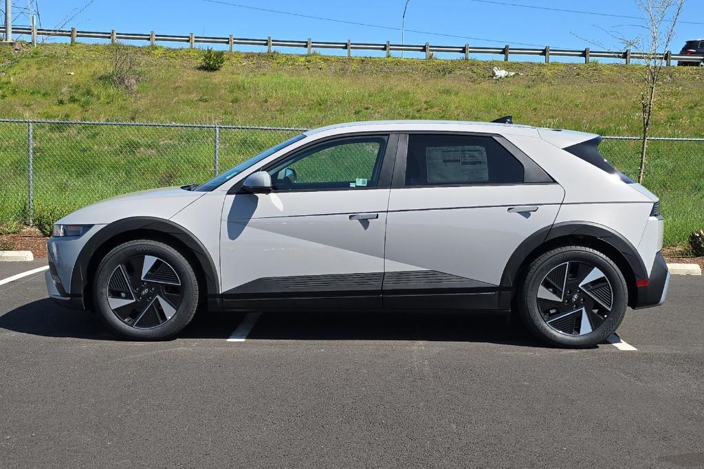 new 2025 Hyundai IONIQ 5 car
