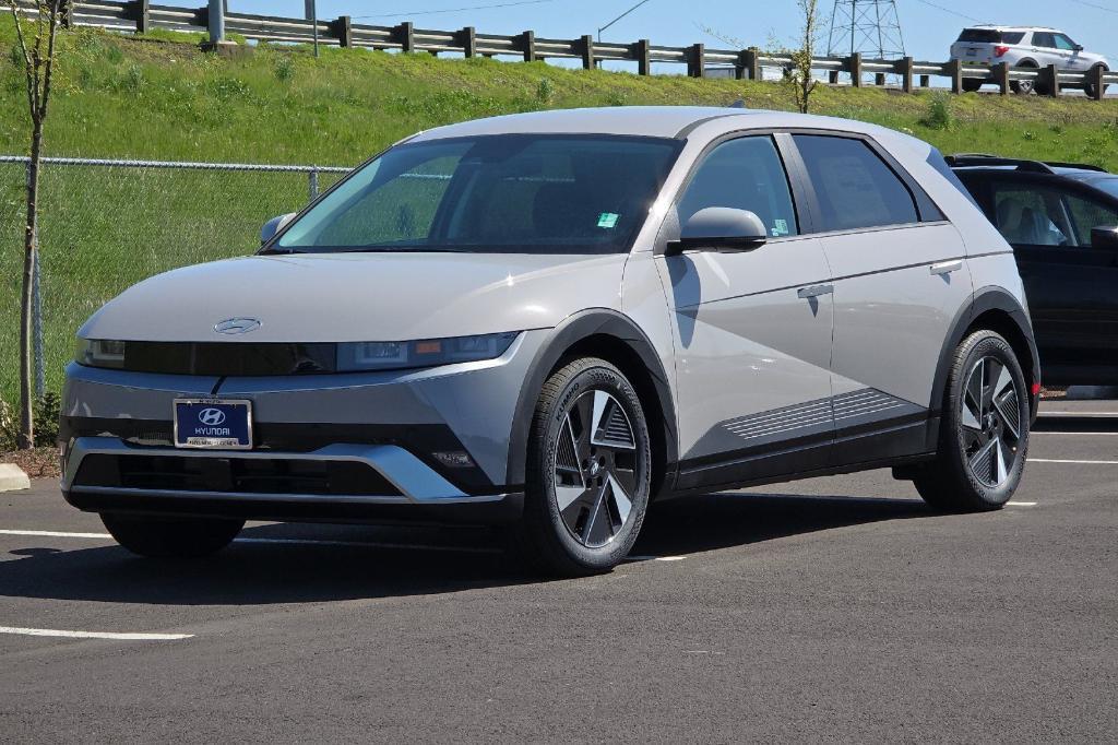 new 2025 Hyundai IONIQ 5 car
