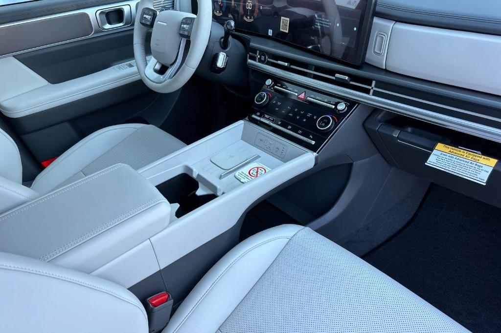 new 2025 Hyundai SANTA FE HEV car