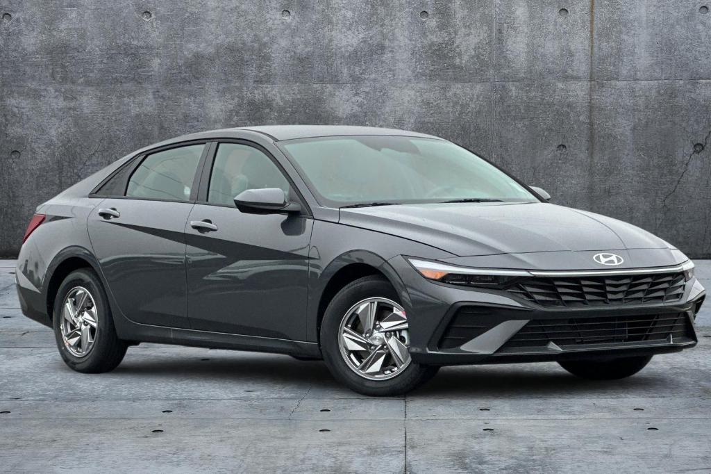 new 2025 Hyundai Elantra car