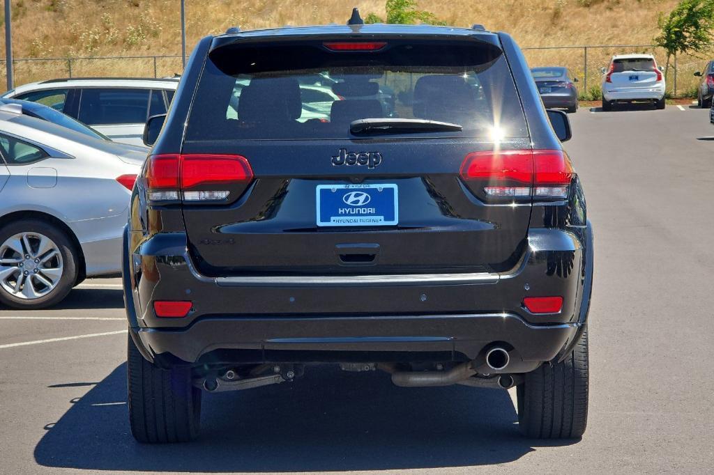 used 2019 Jeep Grand Cherokee car, priced at $23,270