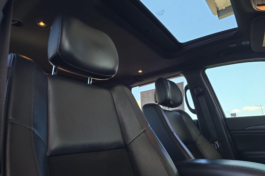 used 2019 Jeep Grand Cherokee car, priced at $23,270