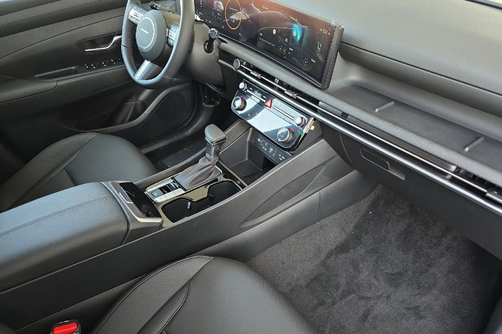 new 2025 Hyundai Tucson car, priced at $35,345