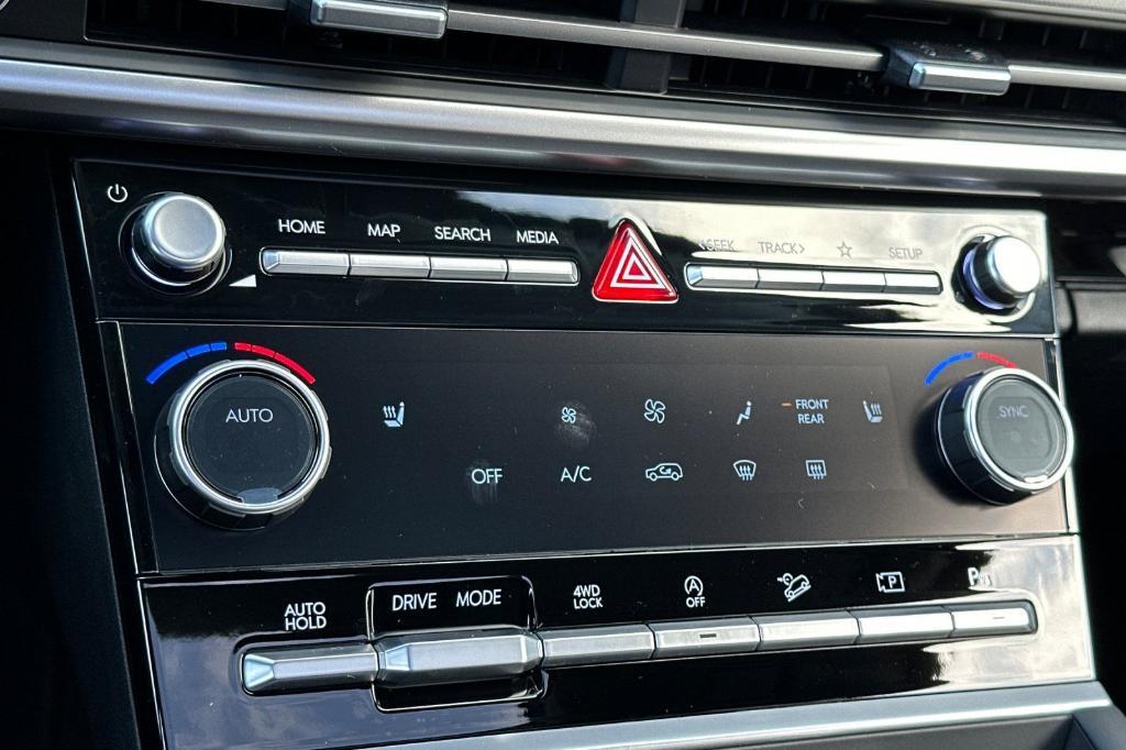 new 2025 Hyundai Santa Fe car, priced at $41,075