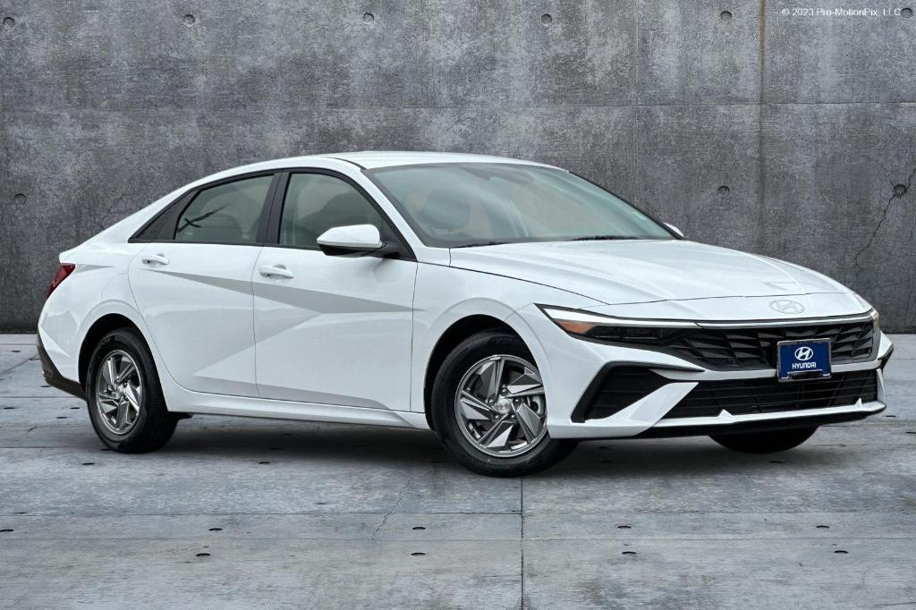 new 2025 Hyundai Elantra car, priced at $21,940