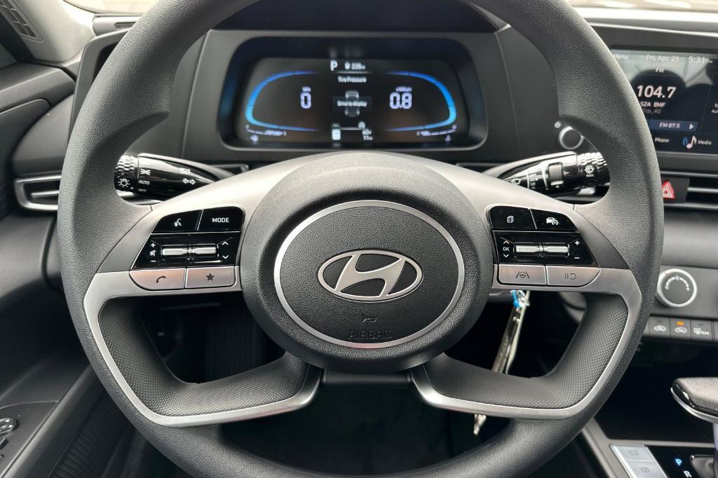 new 2025 Hyundai Elantra car, priced at $21,940
