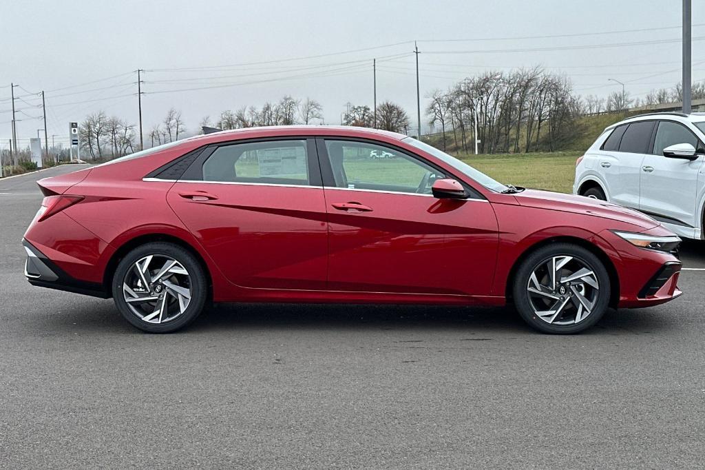 new 2025 Hyundai Elantra car, priced at $26,680