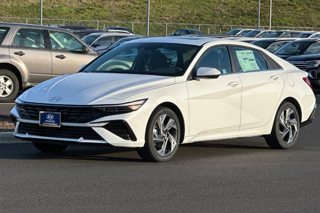 new 2025 Hyundai Elantra car, priced at $26,710