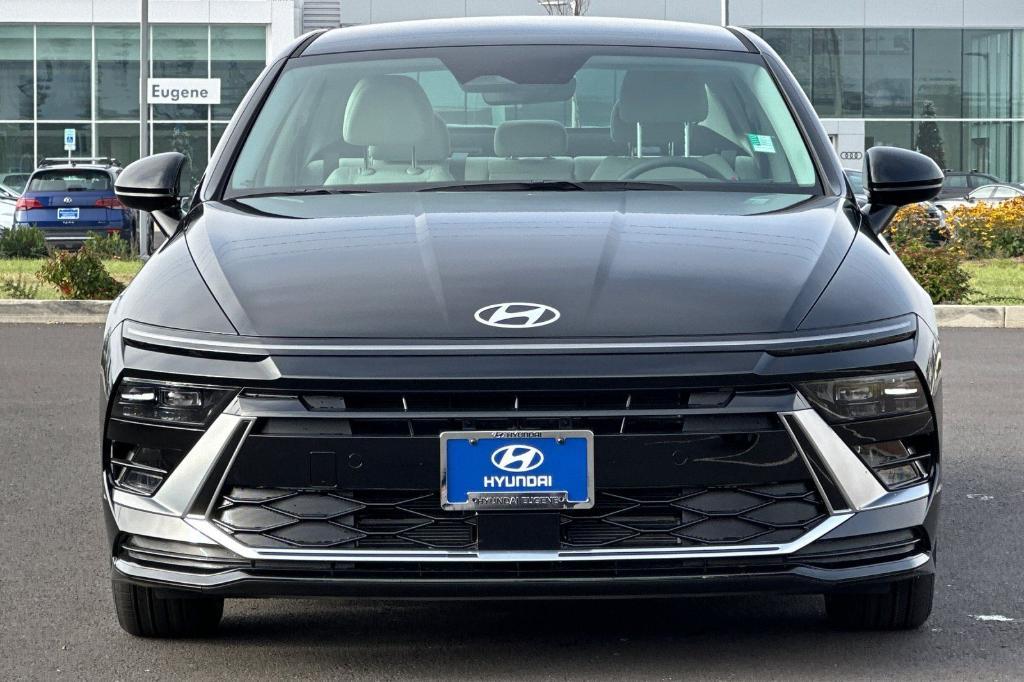 new 2025 Hyundai Sonata Hybrid car, priced at $31,760