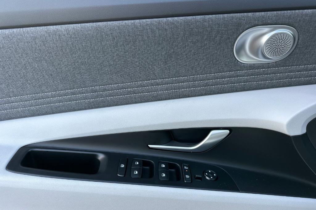 new 2025 Hyundai Elantra car, priced at $26,410