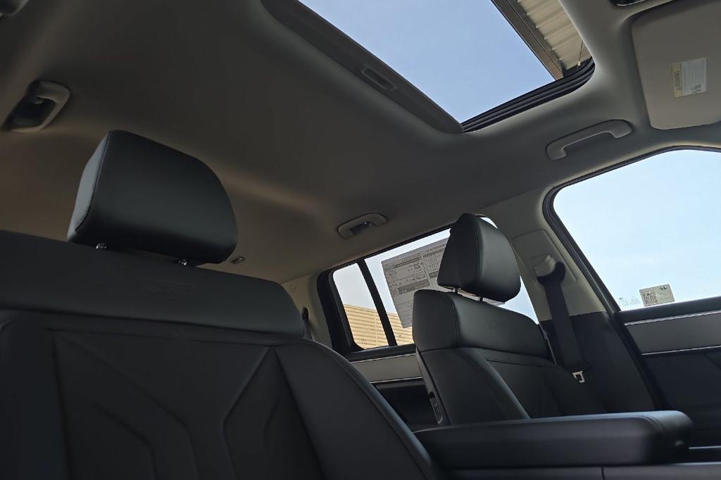 new 2025 Hyundai Santa Fe car, priced at $39,320