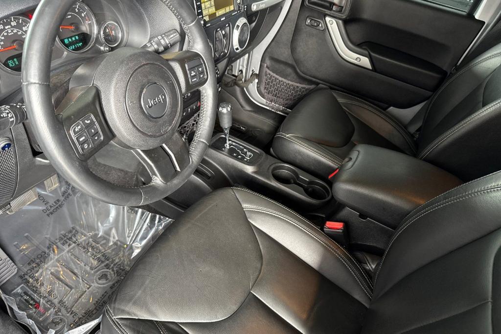 used 2016 Jeep Wrangler Unlimited car, priced at $19,995