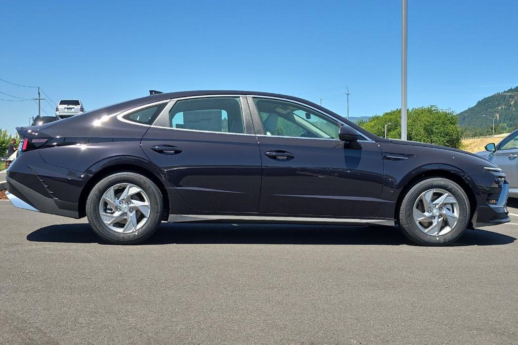 new 2025 Hyundai Sonata car, priced at $26,359