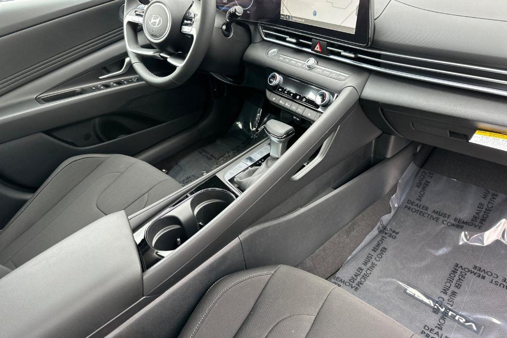 new 2025 Hyundai Elantra car, priced at $25,552