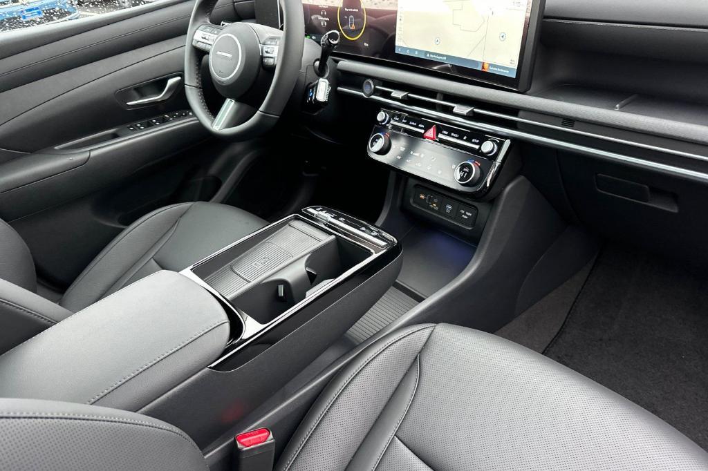 new 2025 Hyundai TUCSON Hybrid car, priced at $37,065