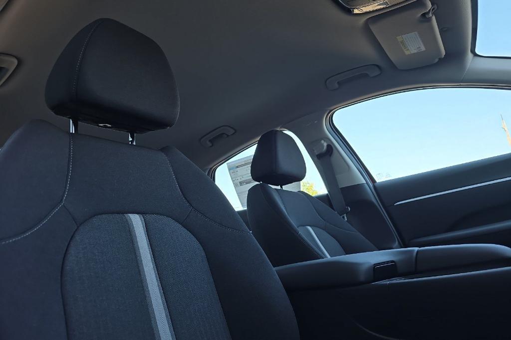 new 2025 Hyundai Sonata Hybrid car, priced at $31,395