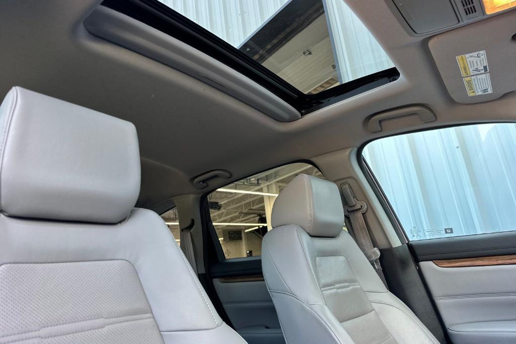 used 2017 Honda CR-V car, priced at $22,995