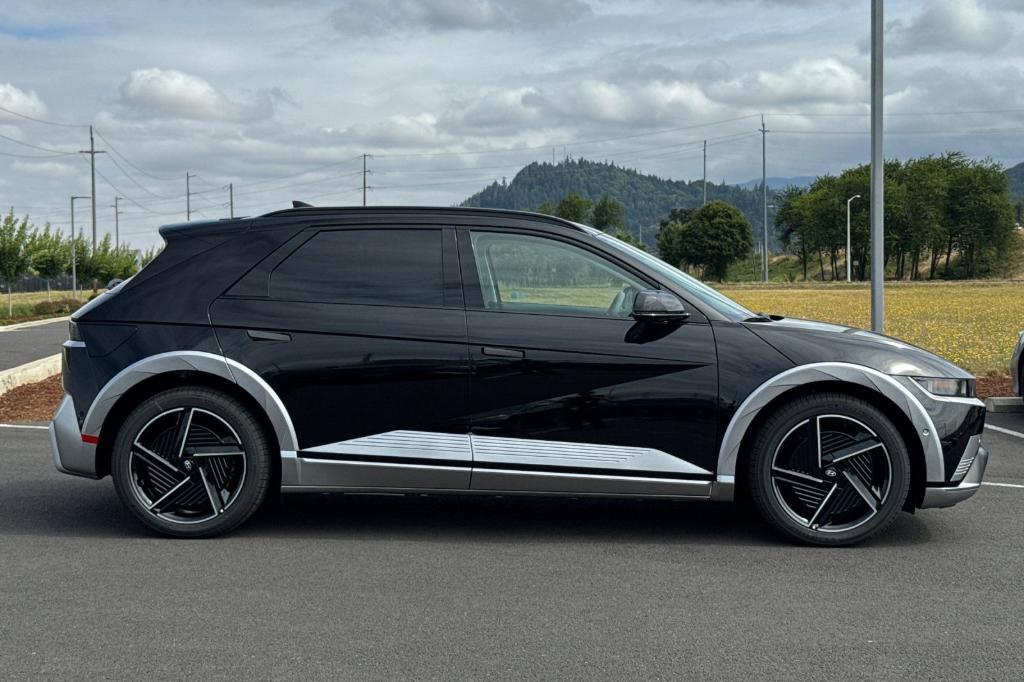 new 2025 Hyundai IONIQ 5 car