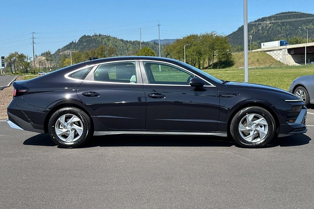 new 2025 Hyundai Sonata car, priced at $27,440