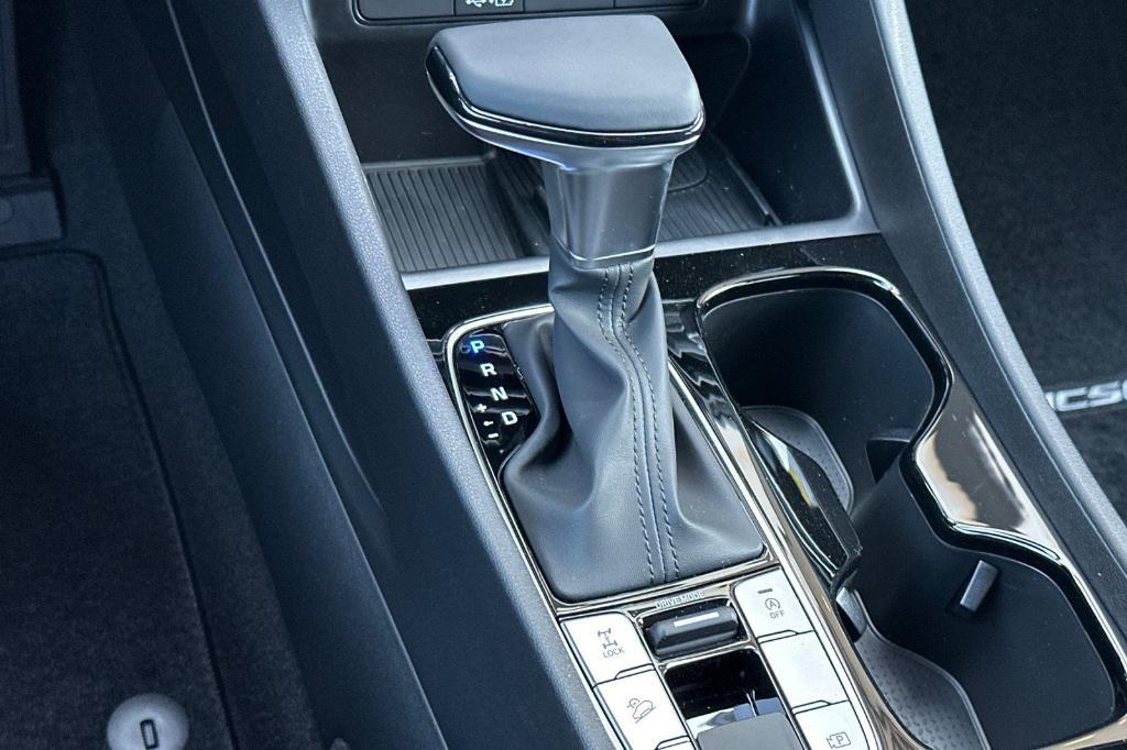 new 2025 Hyundai Tucson car, priced at $34,078