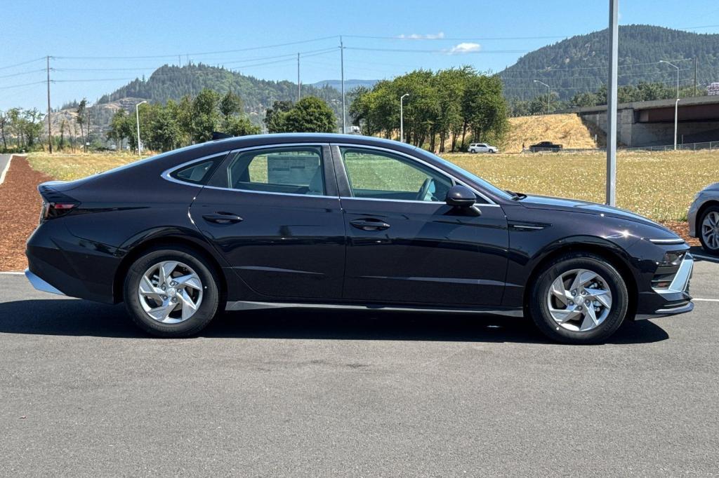new 2025 Hyundai Sonata car, priced at $25,840