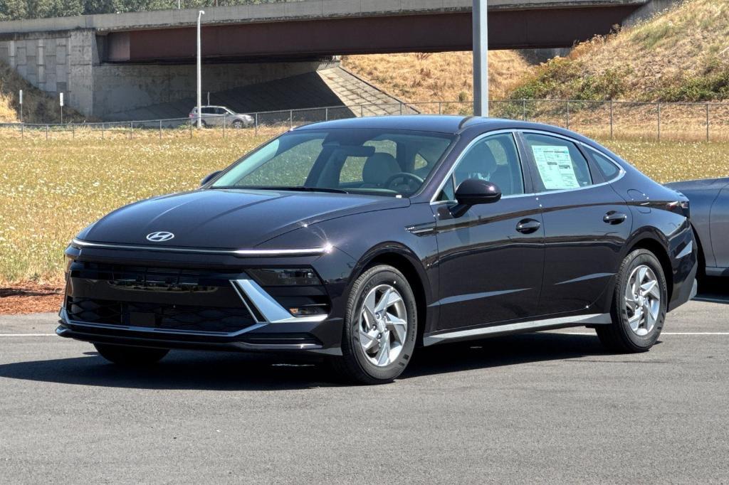 new 2025 Hyundai Sonata car, priced at $25,840