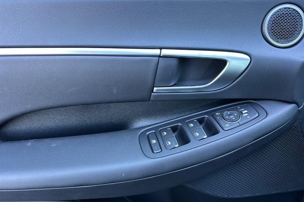 new 2025 Hyundai Sonata car, priced at $30,600
