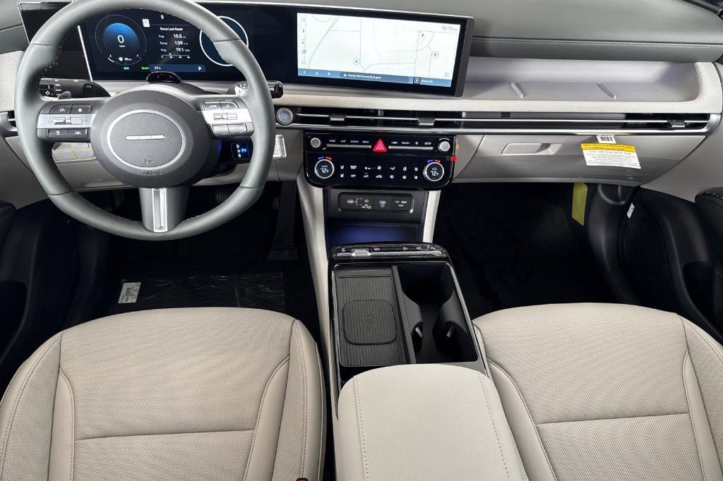 new 2025 Hyundai TUCSON Hybrid car