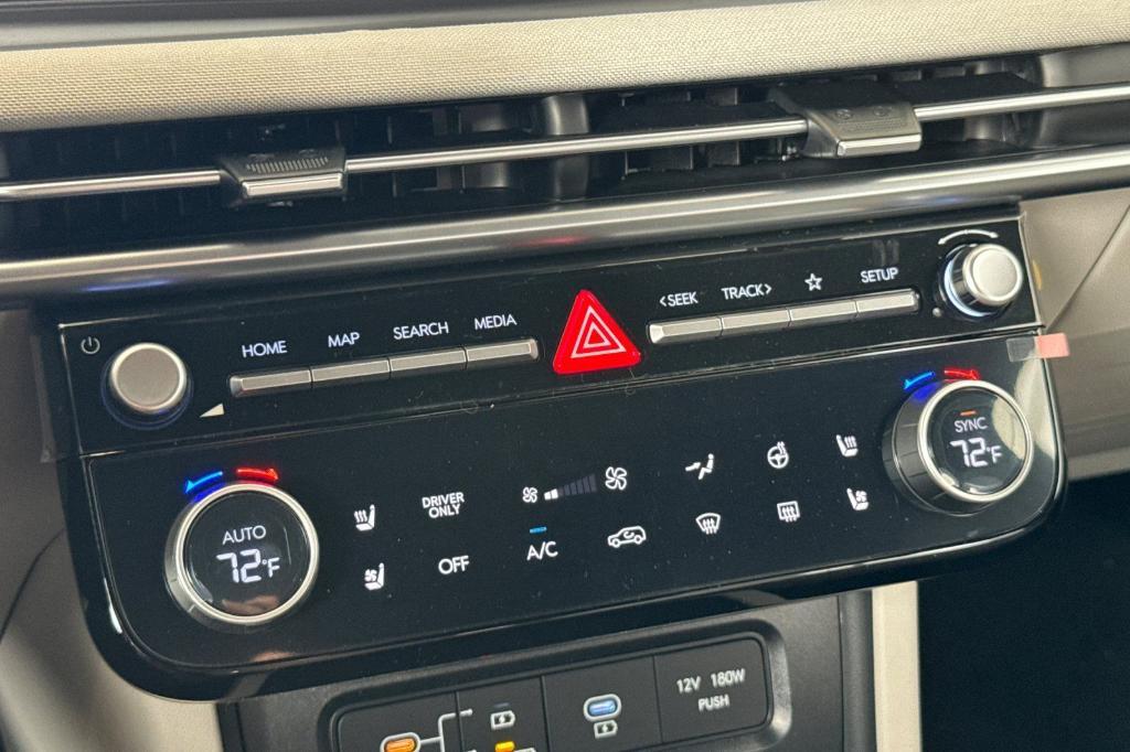 new 2025 Hyundai TUCSON Hybrid car