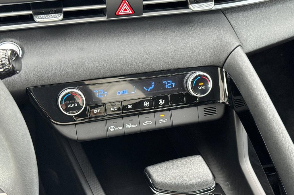 new 2025 Hyundai ELANTRA HEV car, priced at $24,813