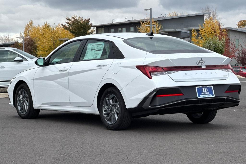 new 2025 Hyundai ELANTRA HEV car, priced at $24,813
