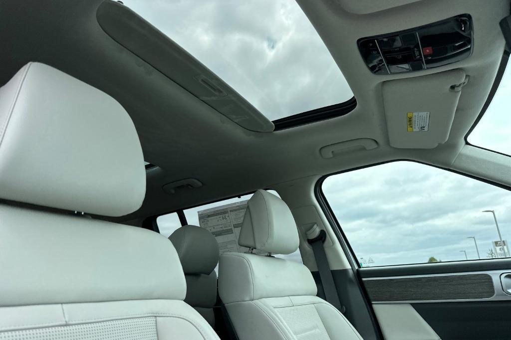 new 2025 Hyundai SANTA FE HEV car, priced at $46,309