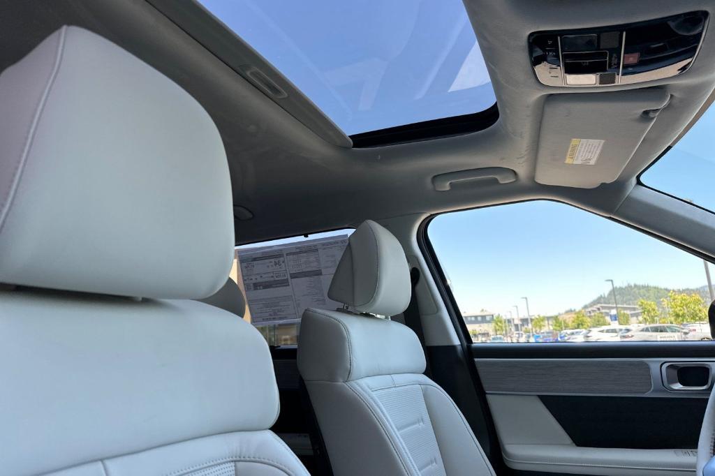 new 2025 Hyundai SANTA FE HEV car, priced at $46,864