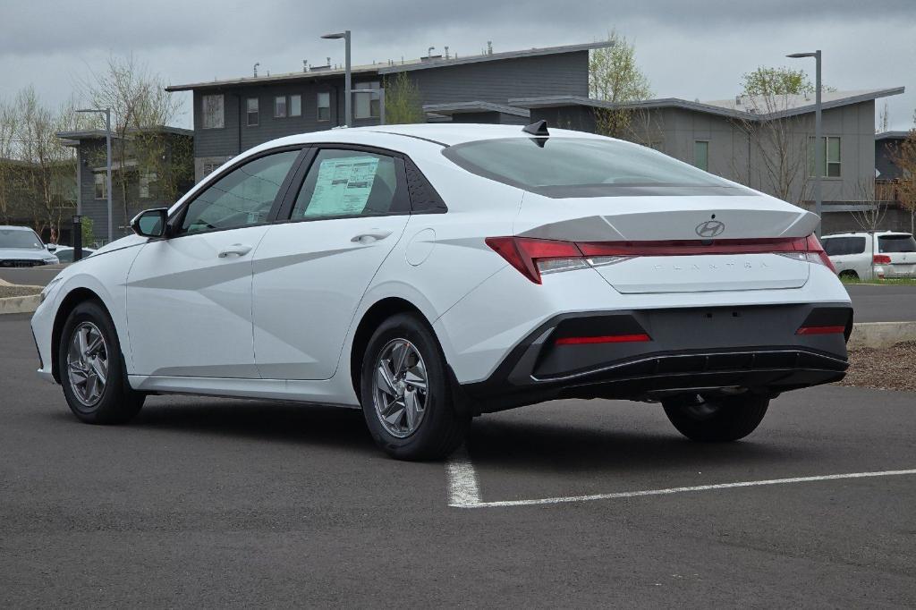 new 2025 Hyundai Elantra car, priced at $21,885