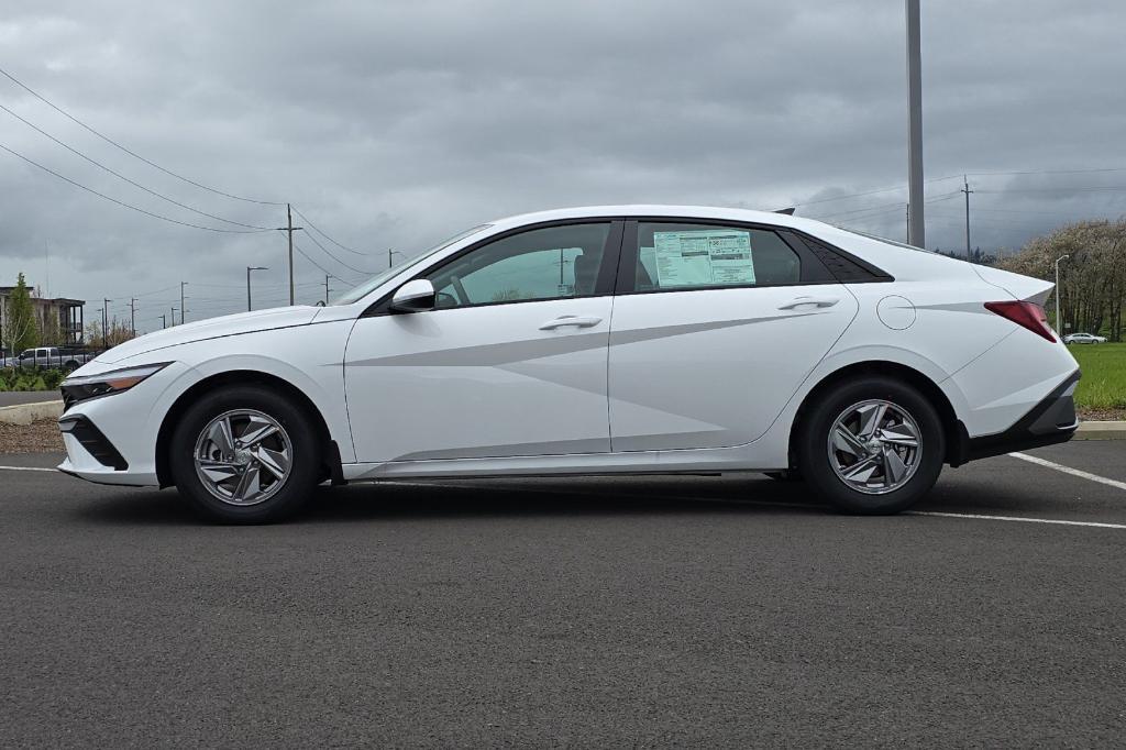 new 2025 Hyundai Elantra car, priced at $21,885
