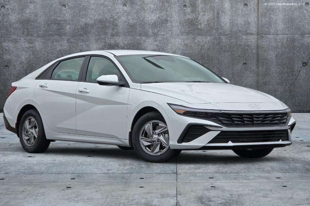 new 2025 Hyundai Elantra car, priced at $21,885